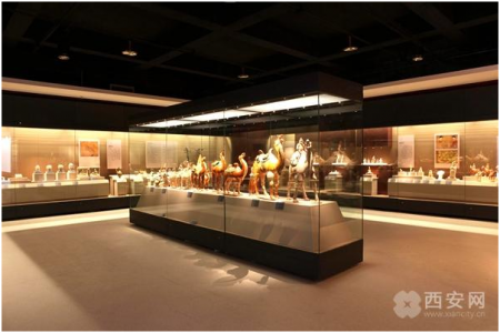 坚定文化自信自强 推进国家文化数字化战略高质量发展